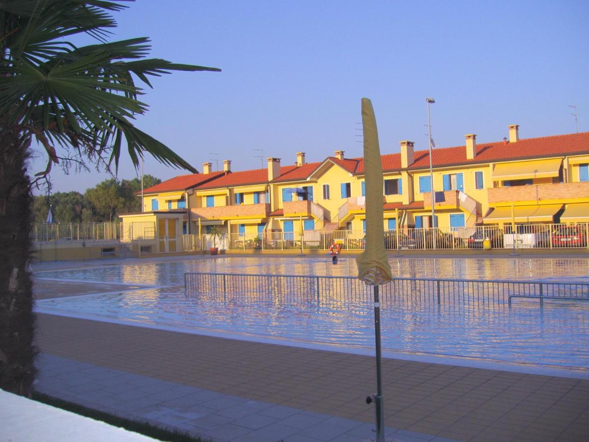 Residence Sole E Mare Appartamenti Rosolina Mare Exterior photo